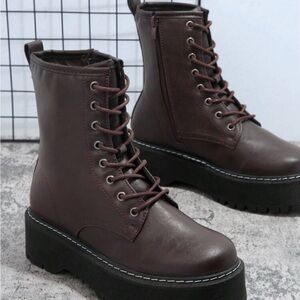 SHEIN platform combat boots 
Size 9
Like new
Measurements in photos